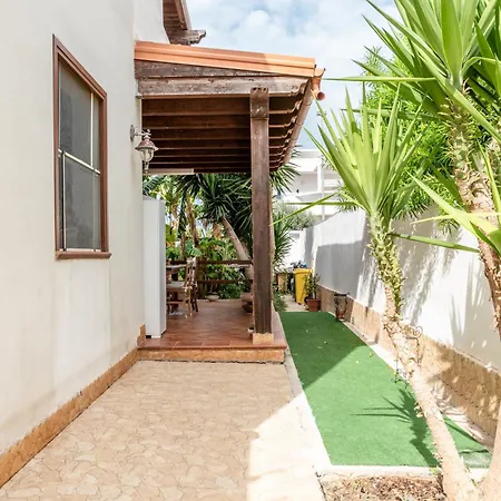 Villa La Perla Con Piscina *
